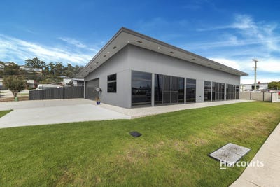 /international/au/23-emily-crescent-somerset-tas-150726944/