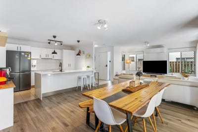 /international/au/34-111-mcauley-parade-pacific-pines-qld-151388652/