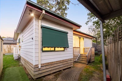 /international/au/35a-glendale-court-kilsyth-vic-152512032/