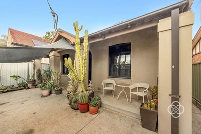/international/au/54-fleming-street-wickham-nsw-152670244/