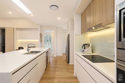 /international/au/167-40-menzies-drive-pacific-paradise-qld-148382420/