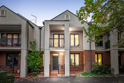 /international/au/28-anderson-walk-kensington-vic-151443908/