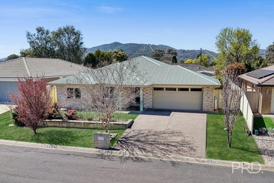/international/au/18-gungurru-close-calala-nsw-152539072/