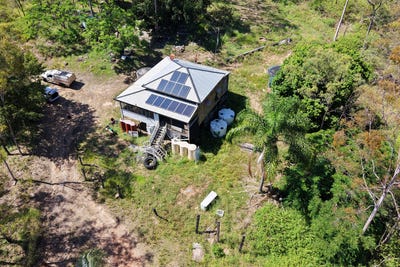 /international/au/1069-gin-gin-mount-perry-road-moolboolaman-qld-150902592/