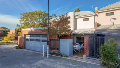 /international/au/21-sholl-lane-north-perth-wa-151202116/