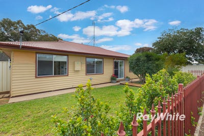/international/au/56-baynes-street-rochester-vic-150909684/