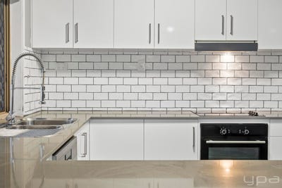 /international/au/10-rosella-court-ormeau-qld-151072412/