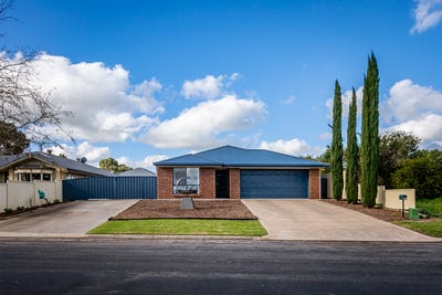 /international/au/57-grieve-avenue-naracoorte-sa-151546248/