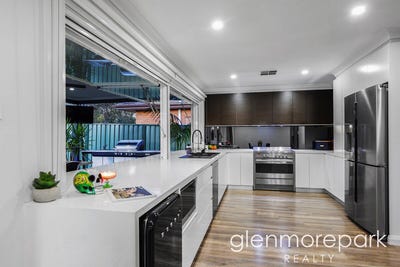 /international/au/13-bowes-avenue-south-penrith-nsw-148466452/