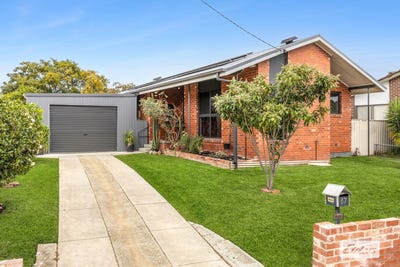 /international/au/67-lawrence-street-wodonga-vic-151382532/