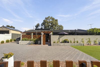 /international/au/121-seaview-road-yatala-vale-sa-152424360/