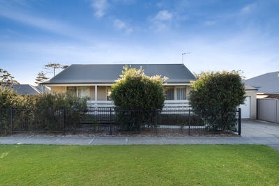 /international/au/4-at-27-ferguson-street-broadford-vic-151218684/