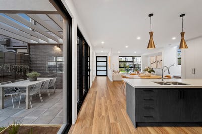 /international/au/1-15-esther-street-templestowe-lower-vic-151138632/
