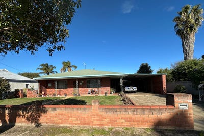 /international/au/46-beaufort-street-katanning-wa-148569240/