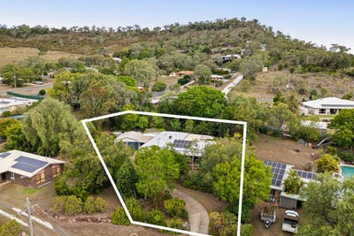 /international/au/15-warrina-court-kingsthorpe-qld-151111184/