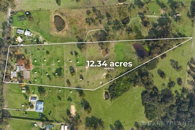 /international/au/13-coopers-road-macclesfield-vic-151116236/