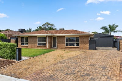 /international/au/20-lisbon-road-craigmore-sa-152639432/