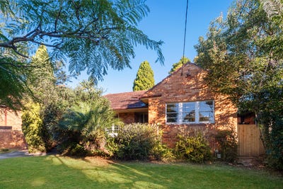 /international/au/48-johnston-crescent-lane-cove-north-nsw-148548600/