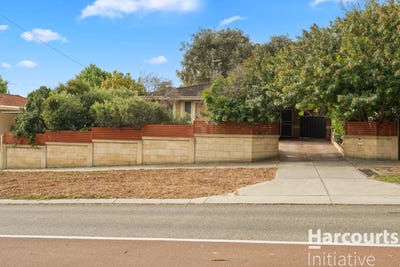 /international/au/17-templeton-crescent-girrawheen-wa-152632644/