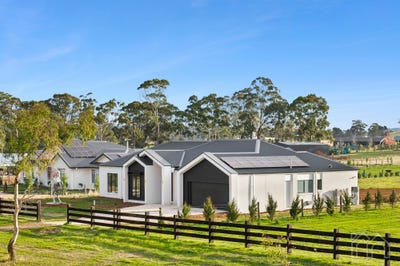 /international/au/9-barkly-street-glenlyon-vic-151027364/