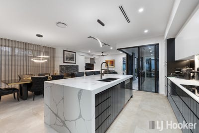 /international/au/57-coburg-street-east-cleveland-qld-147874708/