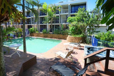/international/au/6-2877-gold-coast-highway-surfers-paradise-qld-151130528/