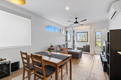 /international/au/20-1057-wynnum-road-cannon-hill-qld-148401376/