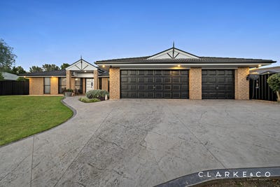 /international/au/21-amber-grove-bolwarra-heights-nsw-151119360/