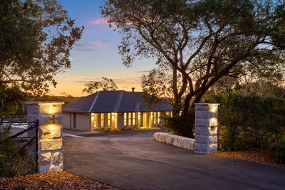 /international/au/4-guwara-road-duffys-forest-nsw-148604044/
