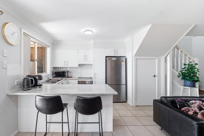 /international/au/43c-euroka-street-ingleburn-nsw-151085916/