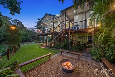 /international/au/94-mclean-parade-ashgrove-qld-152557248/
