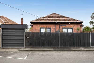 /international/au/15-albert-street-st-kilda-vic-148641964/