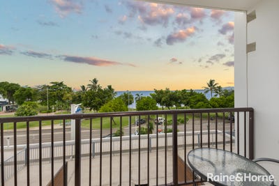 /international/au/202-75-the-strand-north-ward-qld-152086340/
