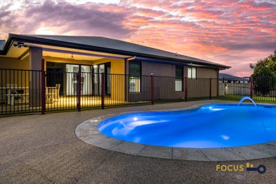 /international/au/20-treloar-place-marian-qld-151490364/