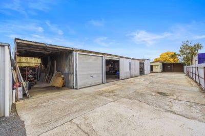 /international/au/2a-gray-street-sebastopol-vic-150921596/