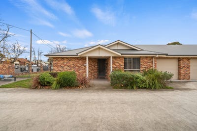 /international/au/12-25-29-joshua-street-goulburn-nsw-151259084/