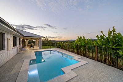 /international/au/35-rowning-court-karalee-qld-152175920/