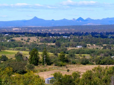 /international/au/102-104-keates-road-tallegalla-qld-204541168/