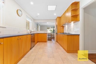 /international/au/31-kelton-way-thornlie-wa-148546352/