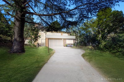 /international/au/192-forest-road-boronia-vic-151229852/