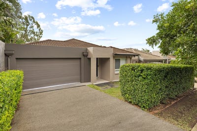 /international/au/1-62-rogers-parade-west-everton-park-qld-151155592/