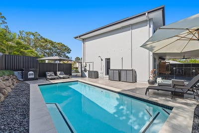 /international/au/35-clear-river-boulevard-ashmore-qld-151425164/