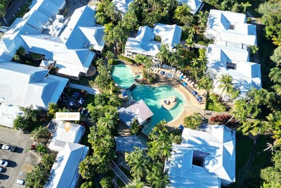 /international/au/unit-5001-87-109-port-douglas-rd-port-douglas-qld-148718364/