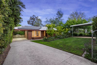 /international/au/28-isaacs-avenue-yackandandah-vic-152630044/