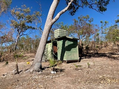 /international/au/555-daly-river-road-adelaide-river-nt-204540576/