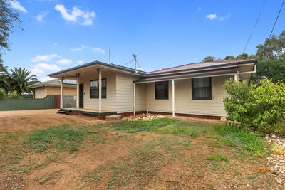 /international/au/3-cornwall-street-kadina-sa-150748484/