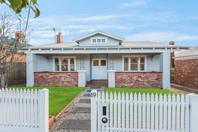 /international/au/19-stubbs-avenue-north-geelong-vic-151225876/