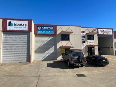 /international/au/unit-2-14-civil-court-harlaxton-qld-505166976/