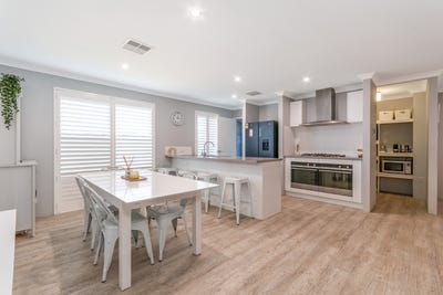 /international/au/55-impressions-drive-eglinton-wa-151094684/