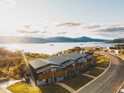 /international/au/80-kunama-drive-jindabyne-nsw-144622588/